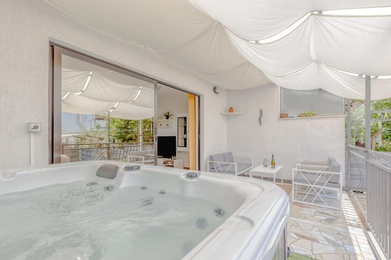 Wellness Apartment Porec